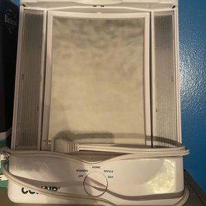 Conair Light Up Make Up mIrror